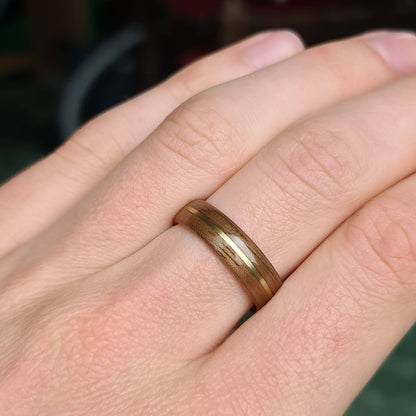 Walnut and brass ring - Hand made bent wood ring - Wooden wedding band - Engagement ring - Natural jewellery