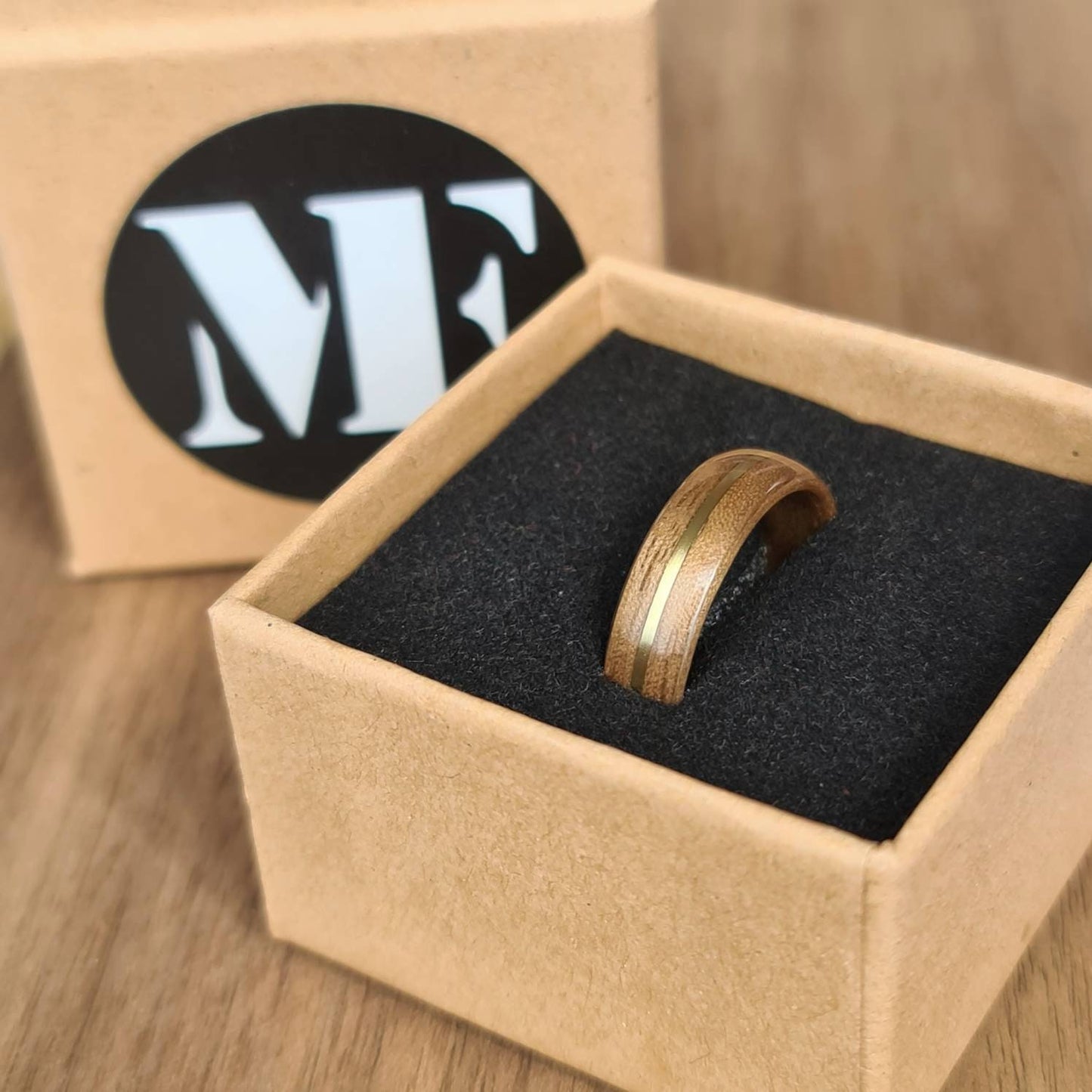 Walnut and brass ring - Hand made bent wood ring - Wooden wedding band - Engagement ring - Natural jewellery