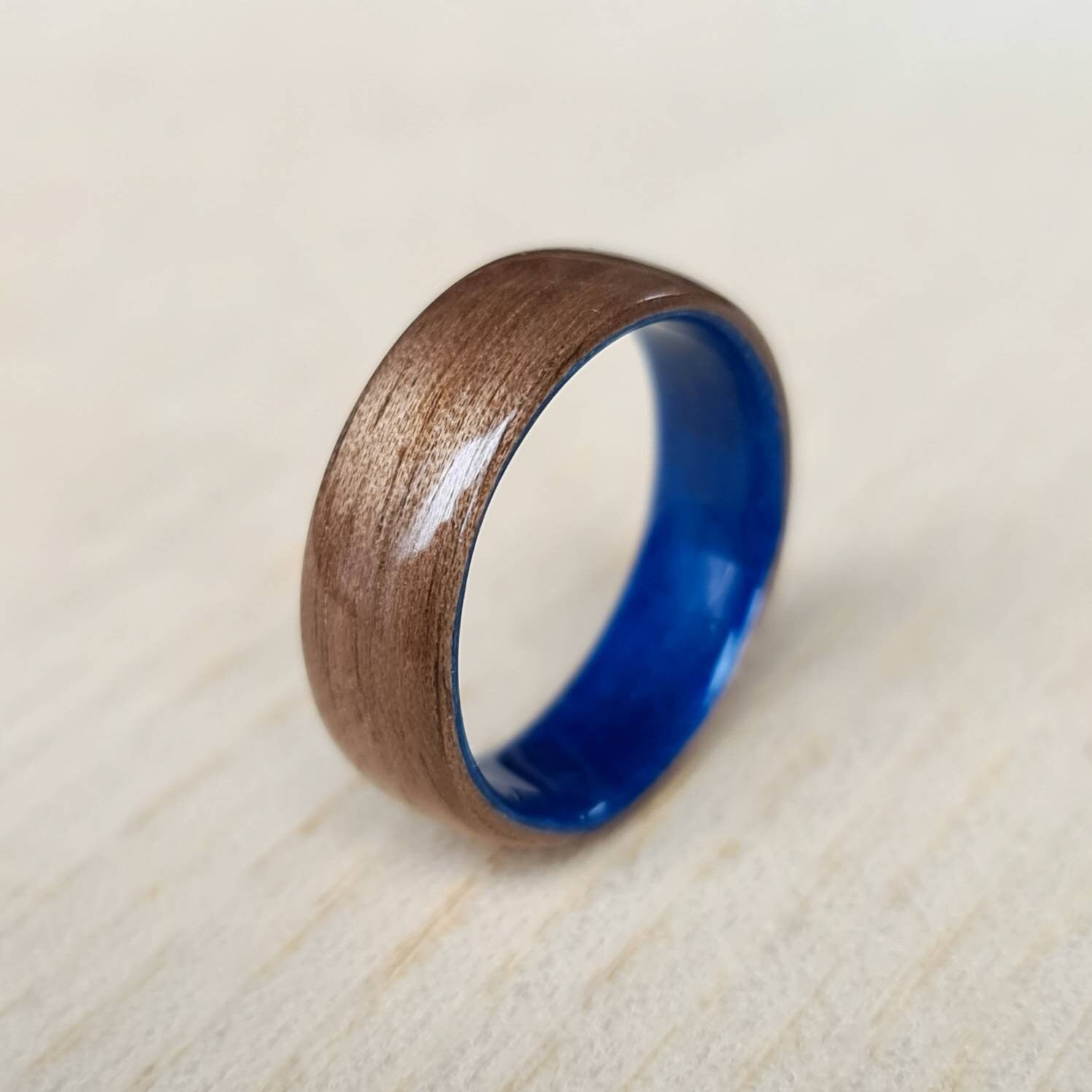 Walnut and blue tulipwood ring - Hand made bent wood ring - Wooden wedding band - Engagement ring - Natural jewellery