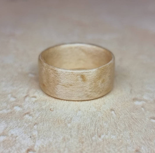 Birdseye maple ring - Hand made bent wood ring - Alternative wooden wedding band - Custom engagement - 5th anniversary gift - Natural
